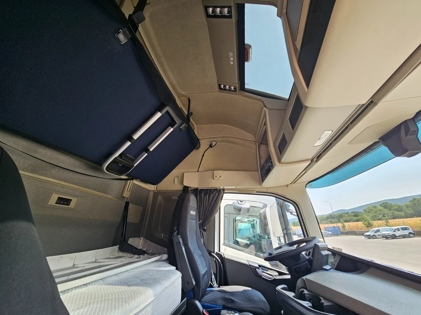 Volvo Fh FH500 I-Save 3 броя Наличен в България, снимка 6 - Камиони - 55725400