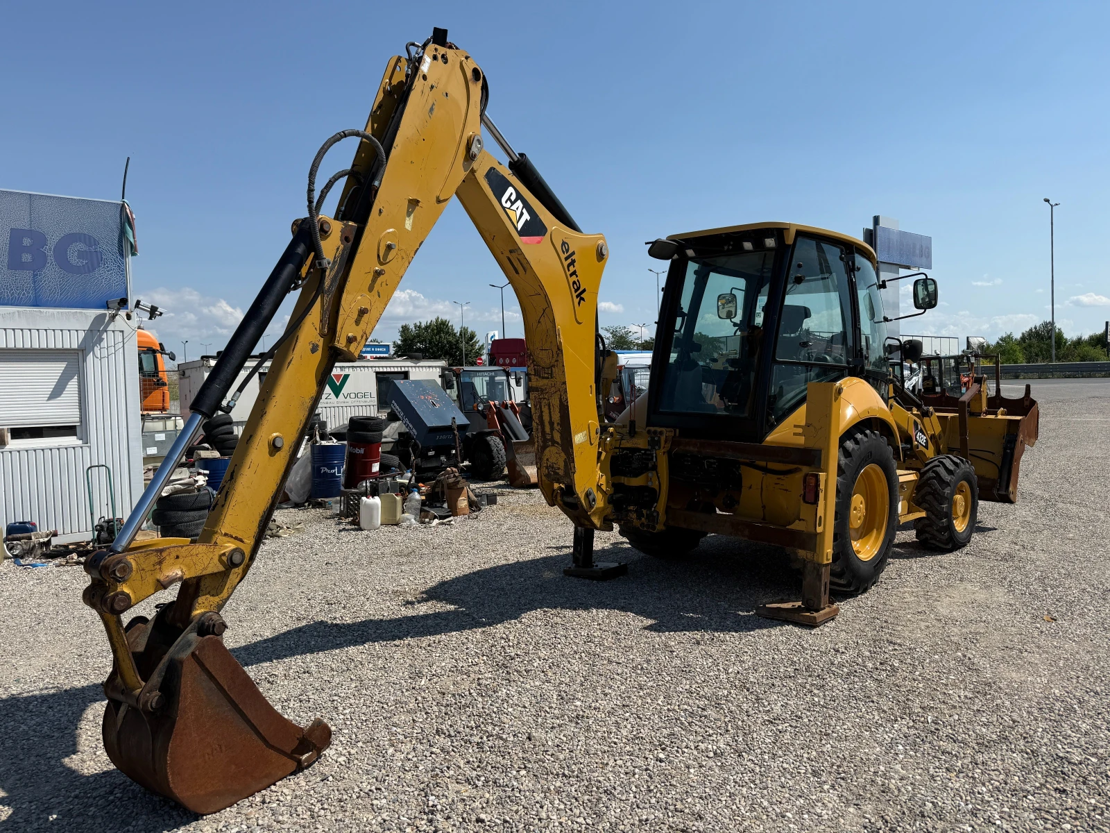 Багер Caterpillar 432Е, снимка 17 - Индустриална техника - 55176902