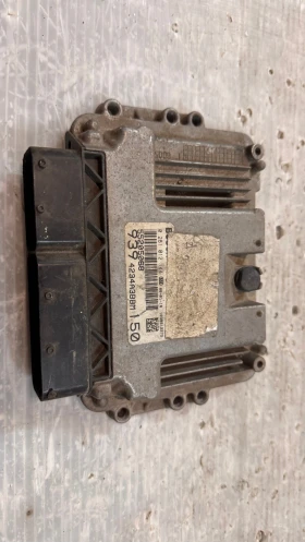        / ECU /    Alfa Romeo 147 - 55205068 / 0281012144