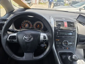 Toyota Auris 1.6 I FACELIFT/ цвят графит с климатроник, снимка 9