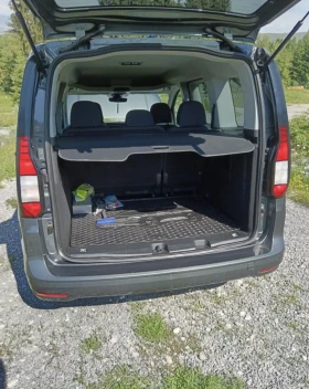 VW Caddy 2.0TDI ПЕРФЕКТЕН, снимка 4