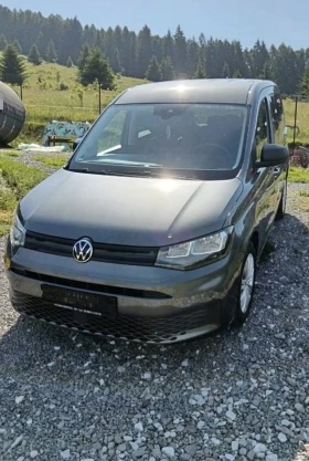 VW Caddy 2.0TDI ПЕРФЕКТЕН, снимка 2