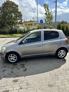 Toyota Yaris 1.0 VVT-i, снимка 3