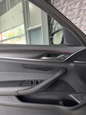BMW 530 d xDrive * M PACKET* HEAD UP * ШИБЕДАХ* 360 Камера - 69900 лв. / 35739.30 € - 69915945 11