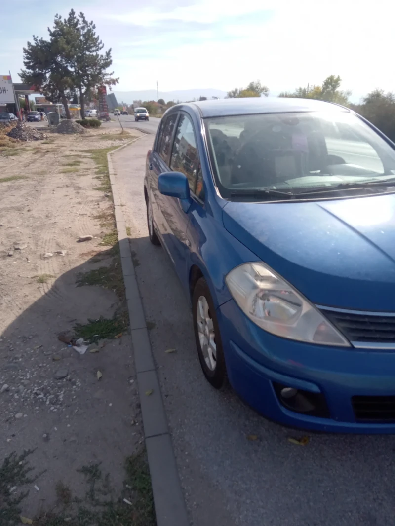 Nissan Tiida Tekna 1.8, снимка 10 - Автомобили и джипове - 47890321