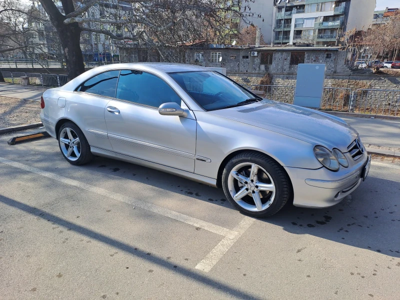 Mercedes-Benz CLK 270 Avangard, снимка 7 - Автомобили и джипове - 49245846