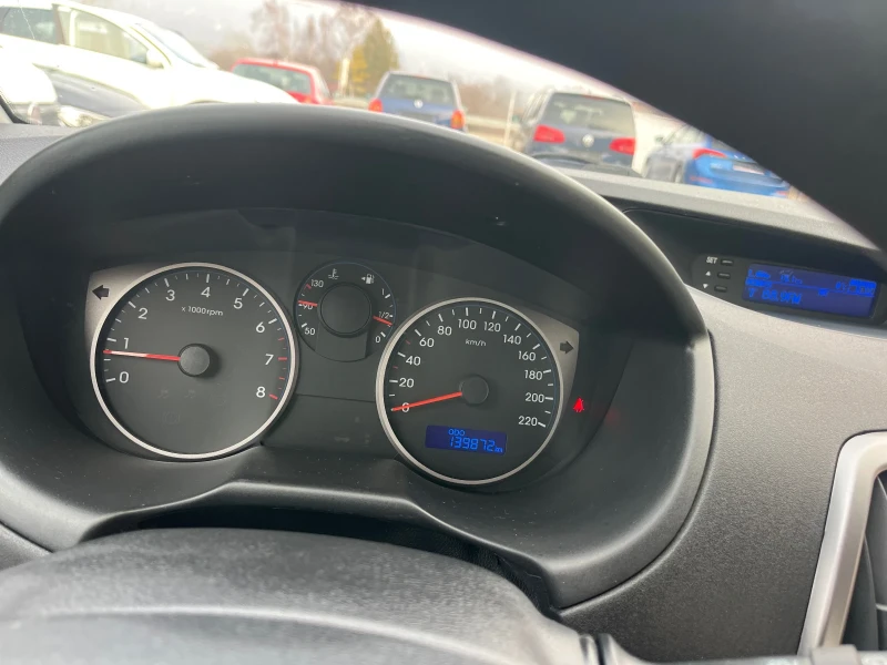 Hyundai I20 1.25 бензин, снимка 11 - Автомобили и джипове - 49326668