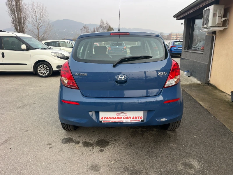 Hyundai I20 1.25 бензин, снимка 5 - Автомобили и джипове - 49326668