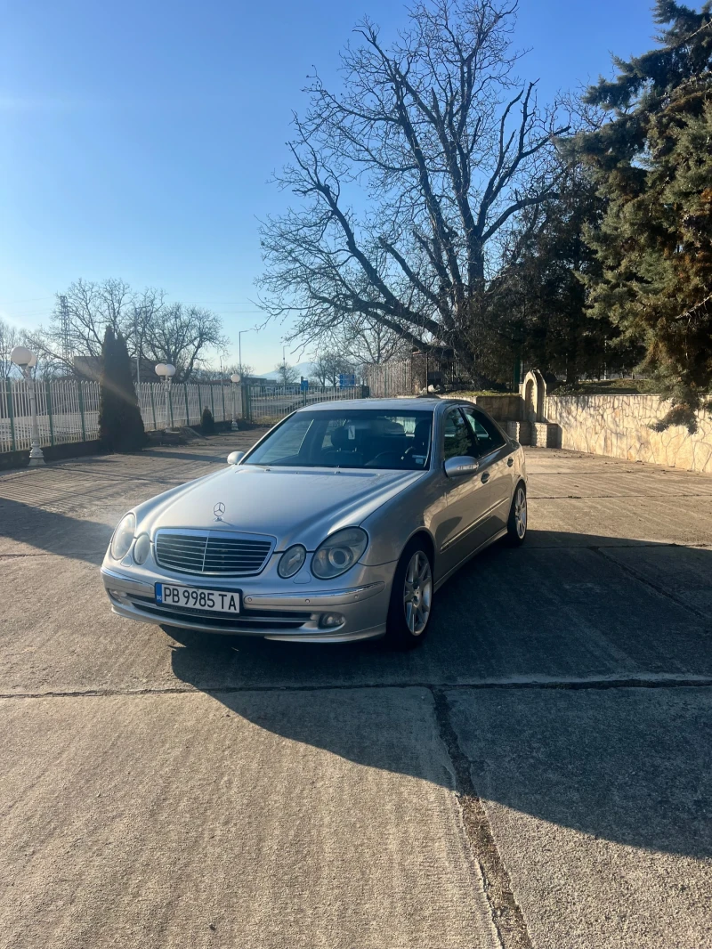 Mercedes-Benz E 200 2.0 , снимка 1 - Автомобили и джипове - 49550710