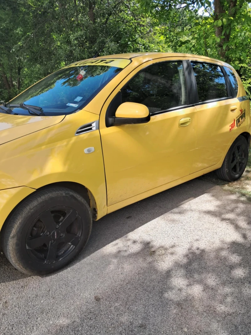 Chevrolet Aveo 1.2 16v, снимка 4 - Автомобили и джипове - 52191974