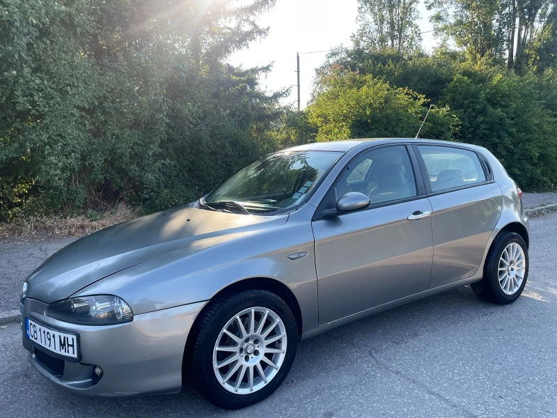 Alfa Romeo 147 JTDm, снимка 3 - Автомобили и джипове - 52636924