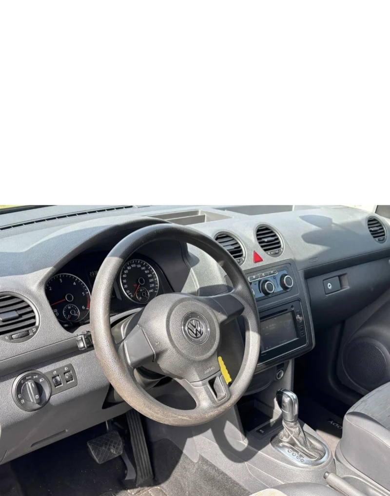 VW Caddy 1.6 DSG, снимка 8 - Автомобили и джипове - 52150863