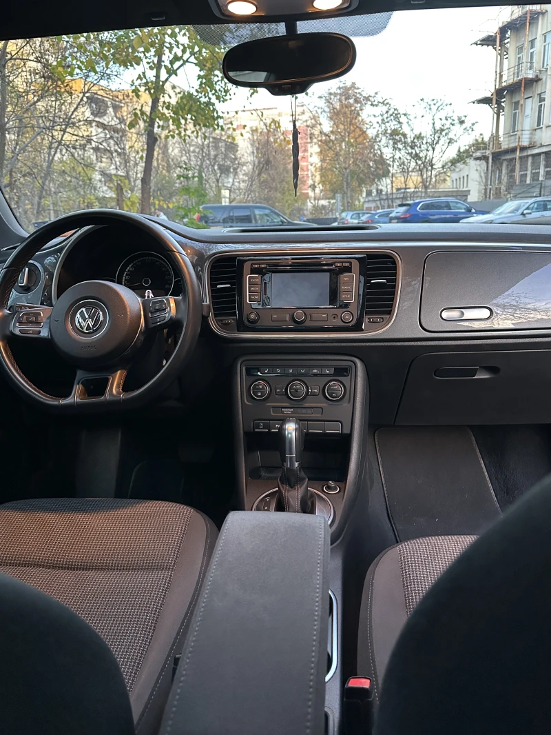 VW New beetle 1.6 Cup Edition, снимка 9 - Автомобили и джипове - 52479511