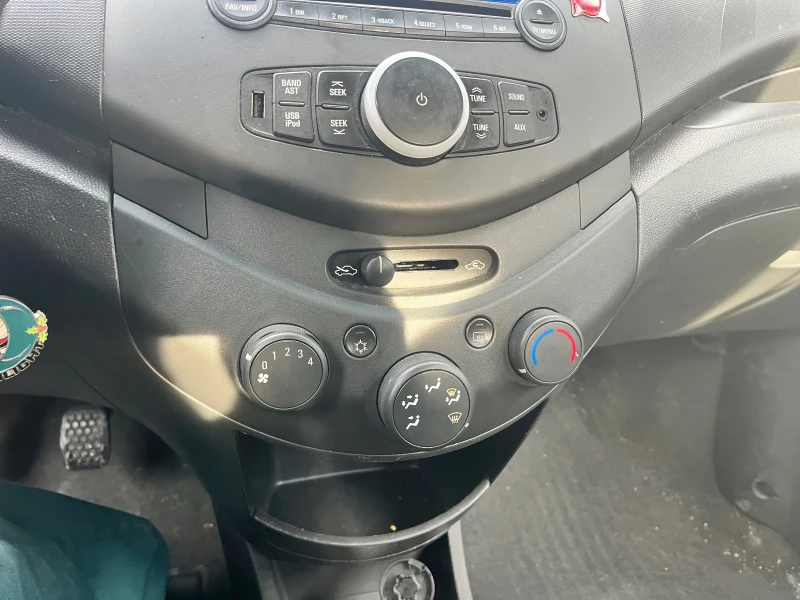 Chevrolet Spark, снимка 7 - Автомобили и джипове - 52489047