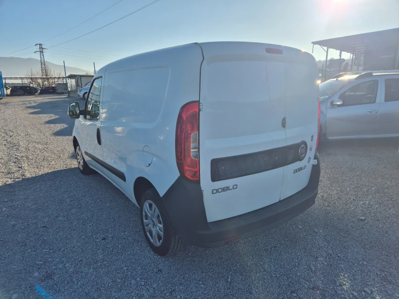 Fiat Doblo 1.6 m-jet avtomat, снимка 6 - Автомобили и джипове - 52810158