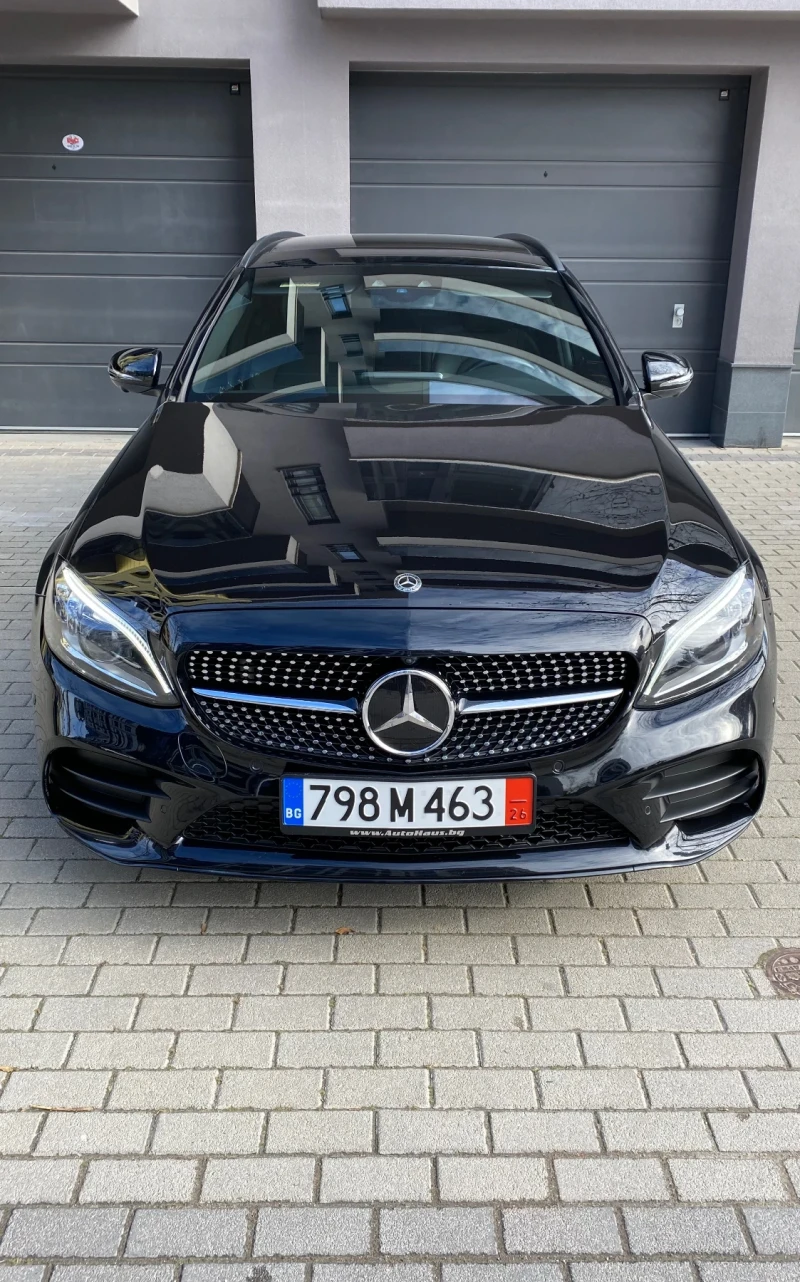 Mercedes-Benz C 200 AMG 4MATIC SWISS Сервизна история