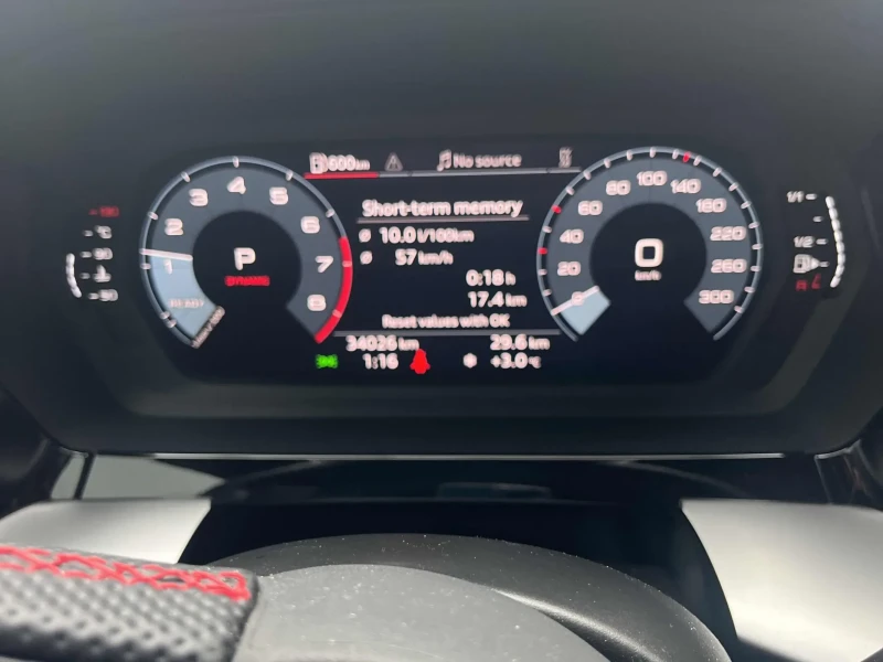 Audi S3 QUATTRO* PROGRESIV* KEYLESS АвтоКредит(ЦЕНА ДО БГ), снимка 7 - Автомобили и джипове - 53576252