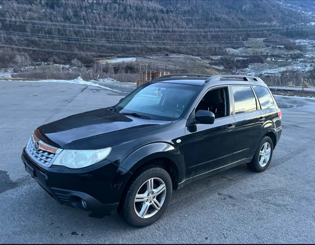 Subaru Forester 2.0 i, снимка 1