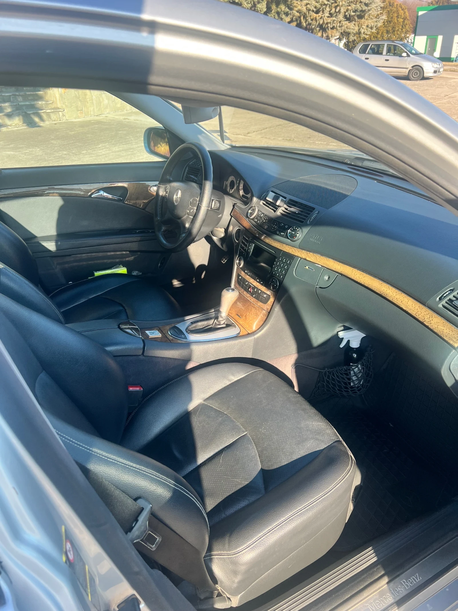 Mercedes-Benz E 200 2.0  | Mobile.bg   13