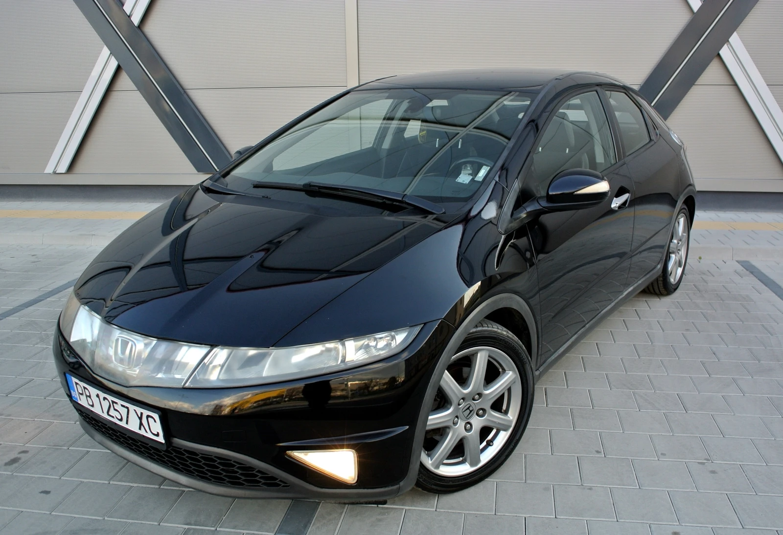 Honda Civic 1.8i-VTEC / АВТОМАТ / СТАРТ-СТОП / F1 ПЕРА*  - изображение 7