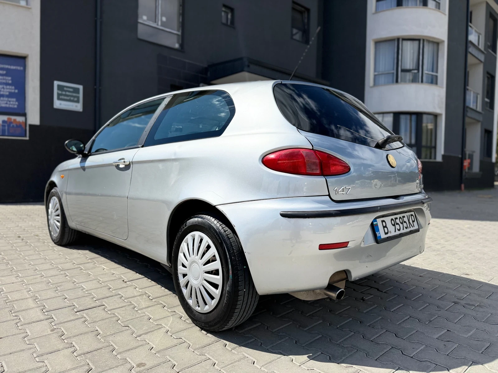 Alfa Romeo 147 2.0 Климатроник Навигация Кожен Салон Редовна - изображение 3