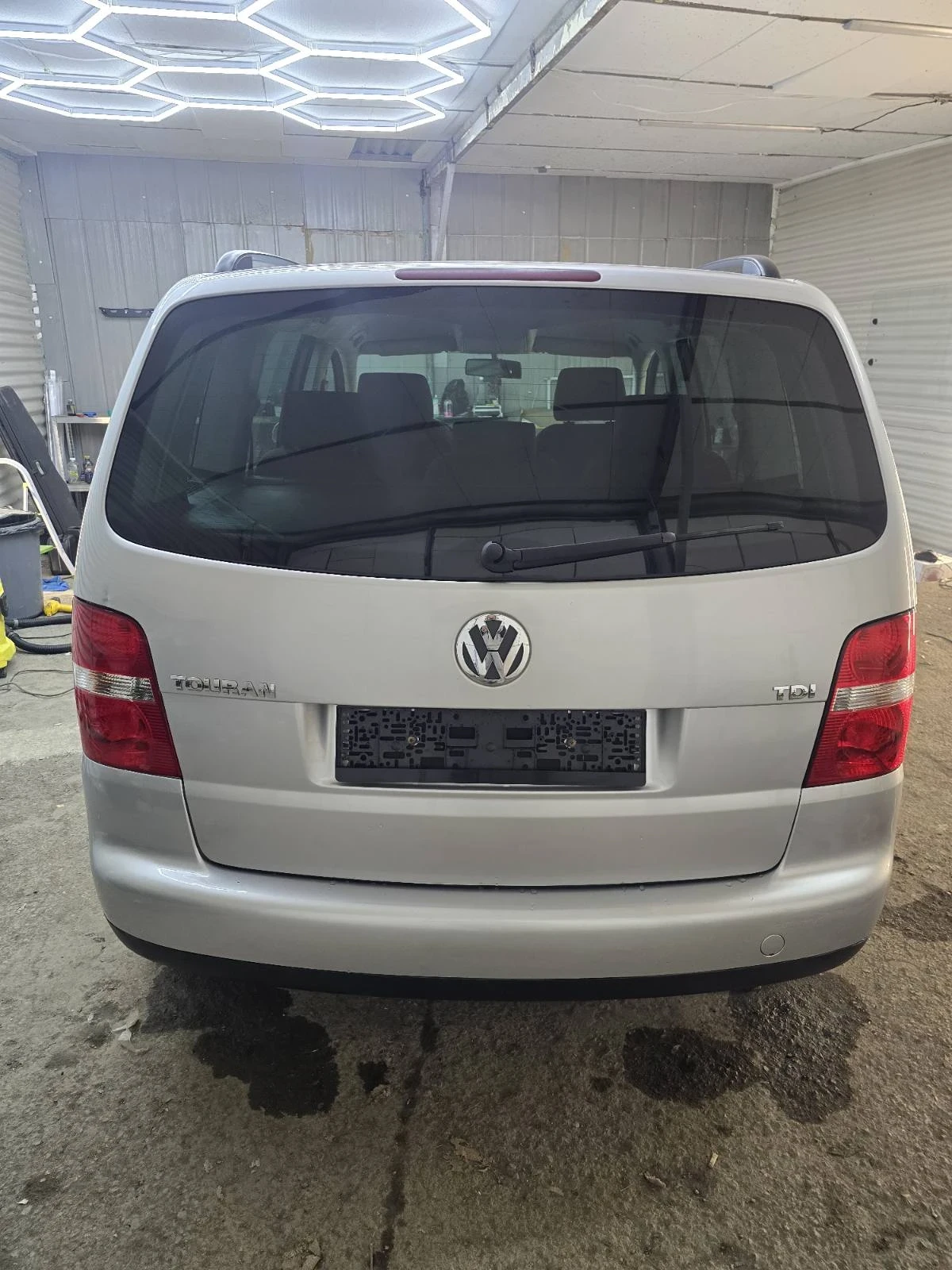 VW Touran, снимка 4 - Автомобили и джипове - 53878896