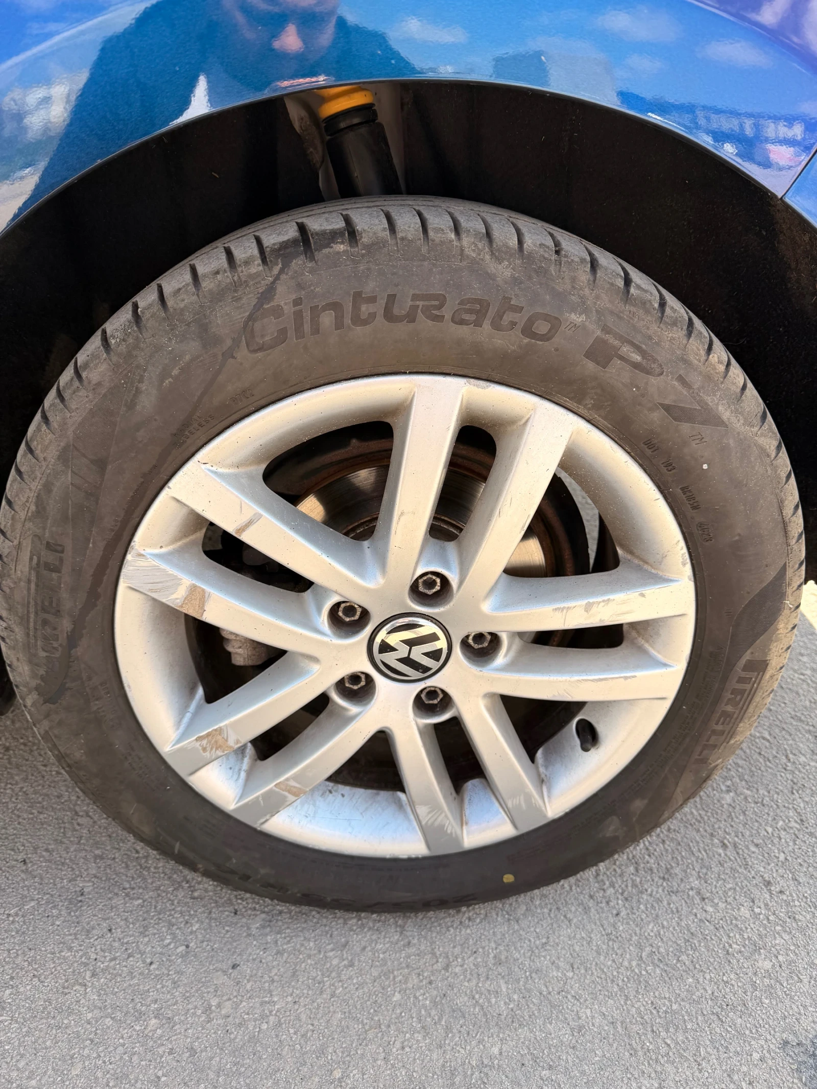 VW Golf 1.6 tdi 105 автоматик, снимка 14 - Автомобили и джипове - 54125959