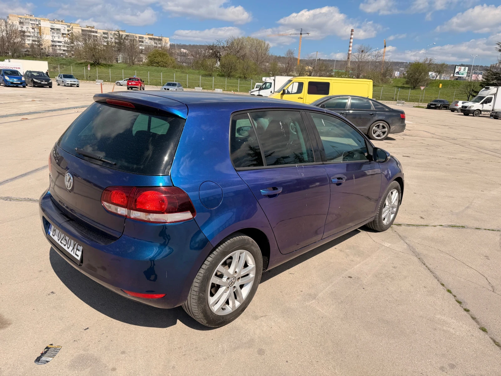 VW Golf 1.6 tdi 105 автоматик, снимка 3 - Автомобили и джипове - 54125959