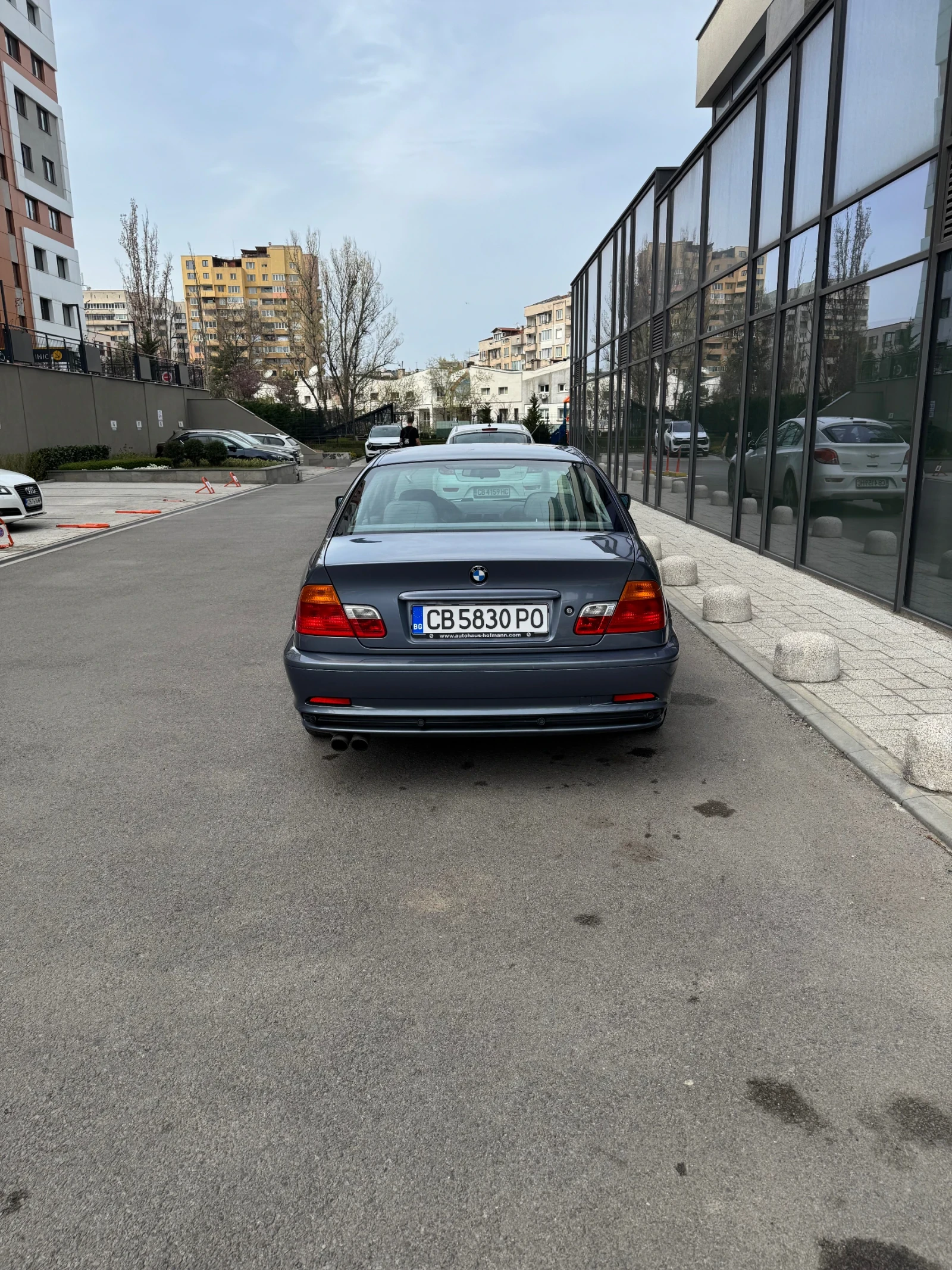 BMW 330, снимка 4 - Автомобили и джипове - 54180968