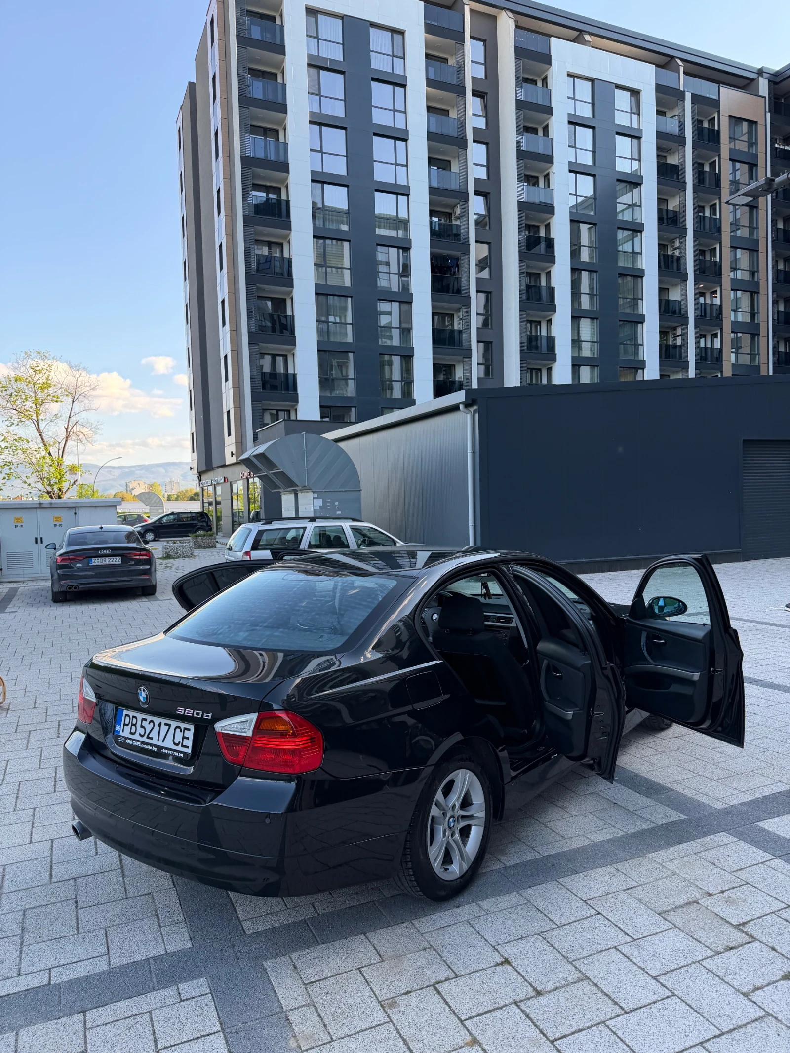 BMW 320 Фейс Мотор N47 177.кс, снимка 11 - Автомобили и джипове - 54295434