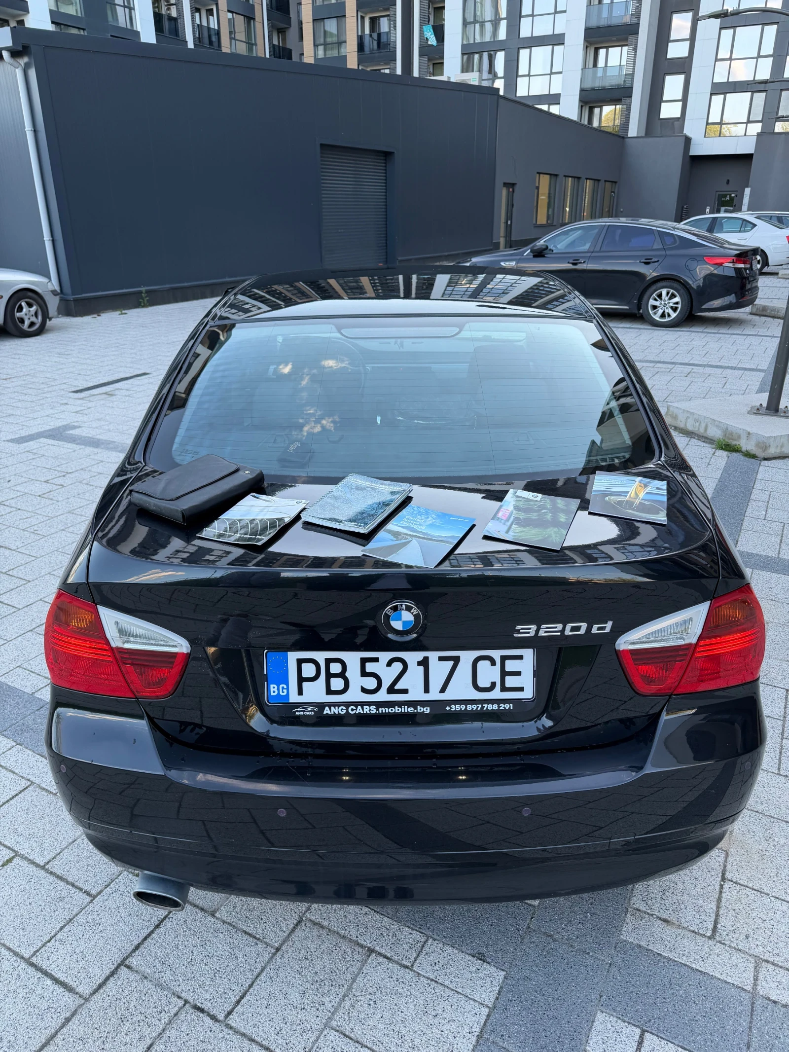 BMW 320 Фейс Мотор N47 177.кс, снимка 8 - Автомобили и джипове - 54295434