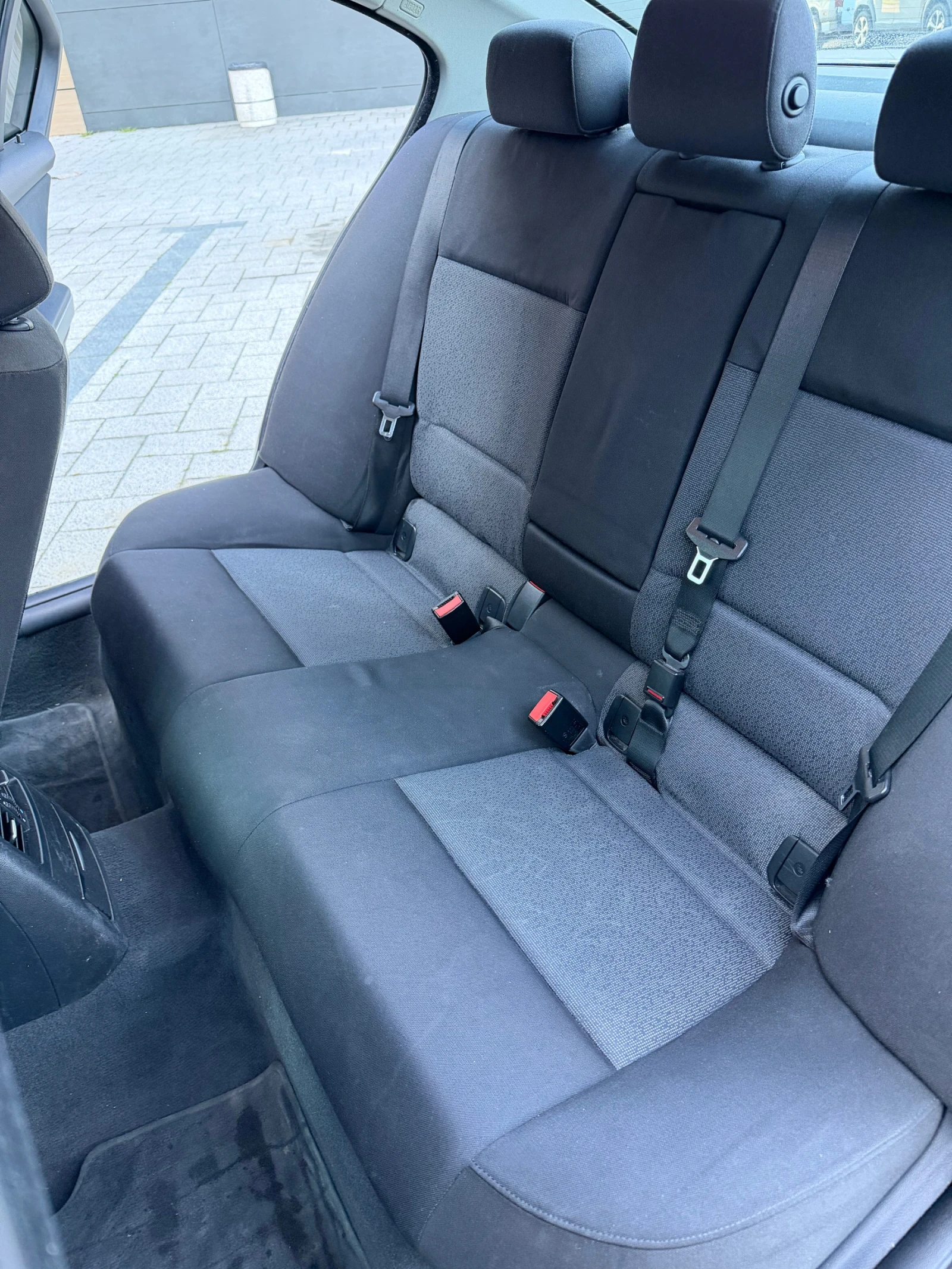 BMW 320 Фейс Мотор N47 177.кс, снимка 7 - Автомобили и джипове - 54295434