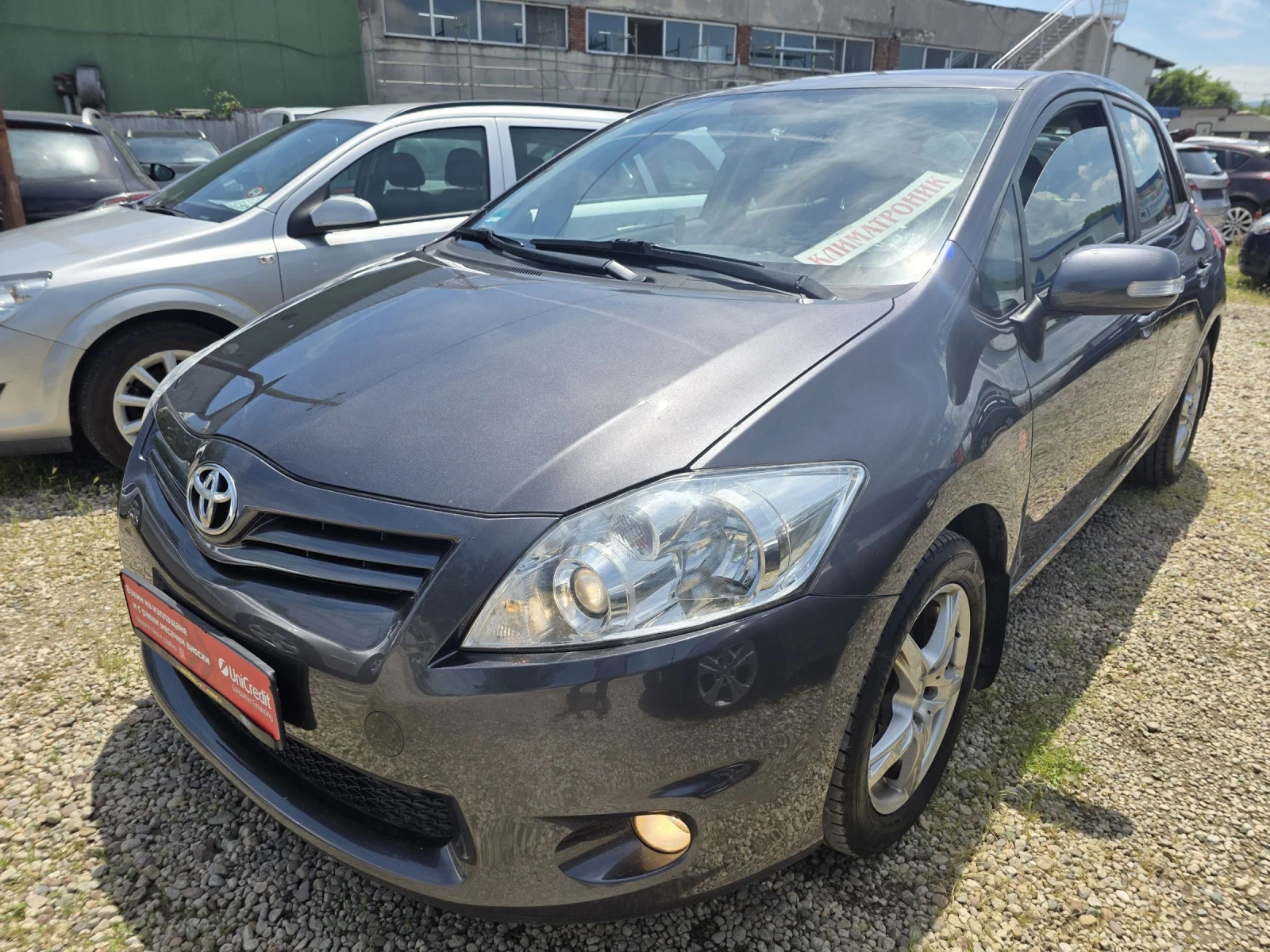 Toyota Auris 1.6 I FACELIFT/ цвят графит с климатроник, снимка 2 - Автомобили и джипове - 54743107