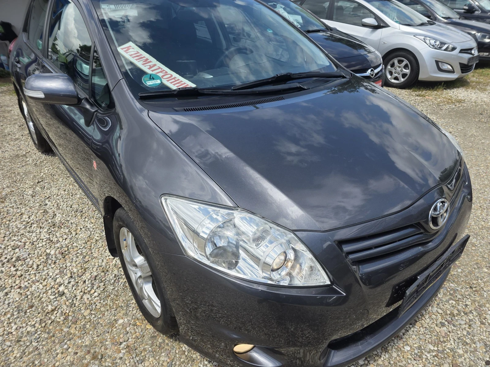 Toyota Auris 1.6 I FACELIFT/ цвят графит с климатроник