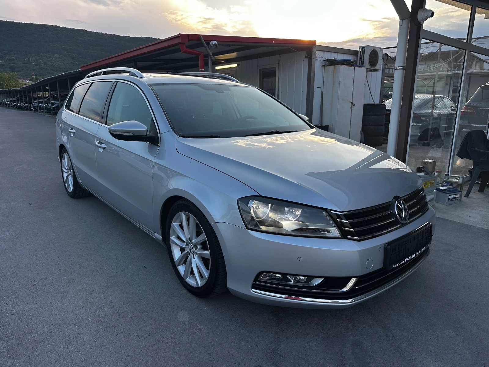 VW Passat 2.0TDI 140к.с DSG HIGHLINE