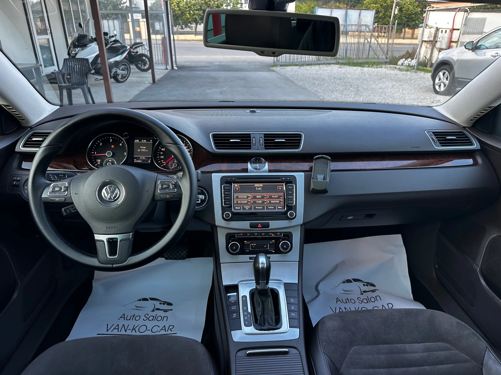 VW Passat 2.0TDI 140к.с DSG HIGHLINE, снимка 8 - Автомобили и джипове - 55157855