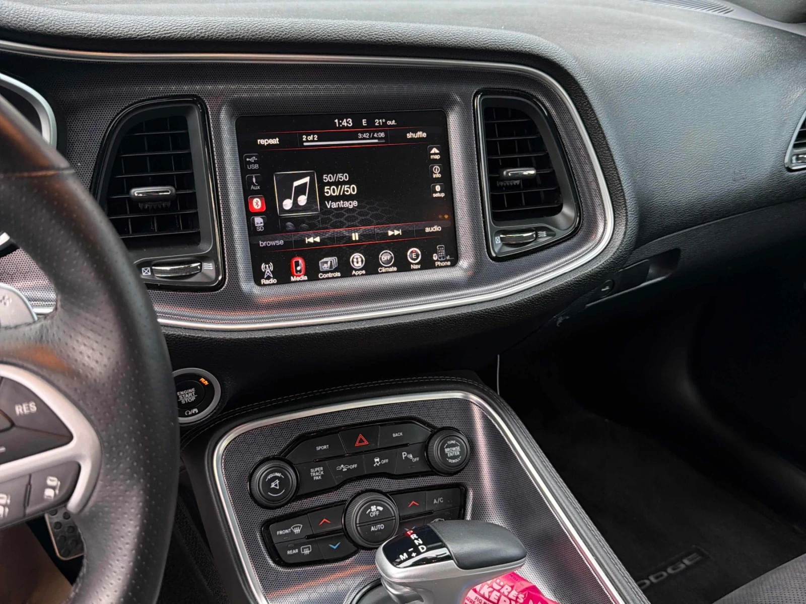 Dodge Challenger SCAT PACK SHAKER / KEYLESS / PODGREV/ CARFAX | Mobile.bg � ����������� 8