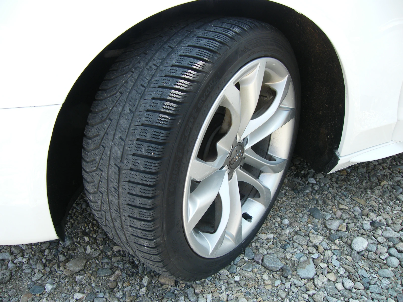 Audi A4 2.0 TDI S-LINE, снимка 14 - Автомобили и джипове - 55586935