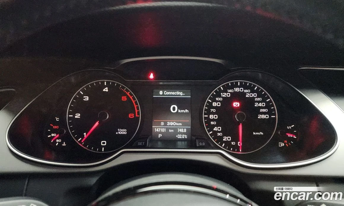 Audi A4 35 TDI Quattro Comfort Edition B8, снимка 8 - Автомобили и джипове - 55676703