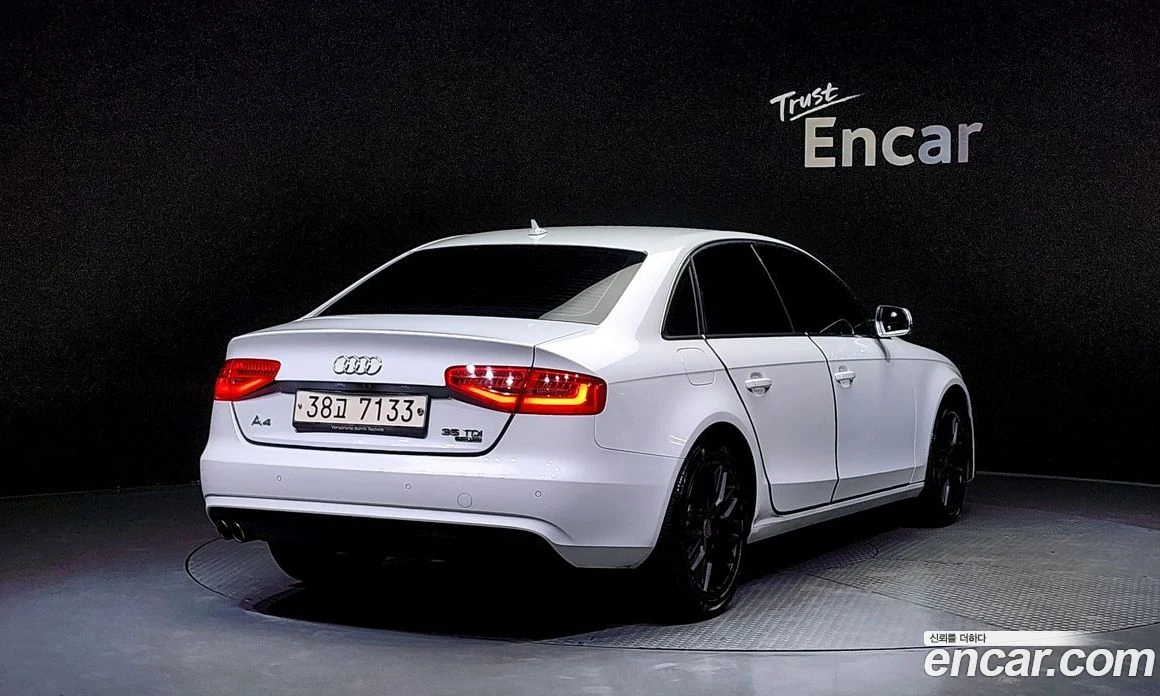 Audi A4 35 TDI Quattro Comfort Edition B8, снимка 2 - Автомобили и джипове - 55676703