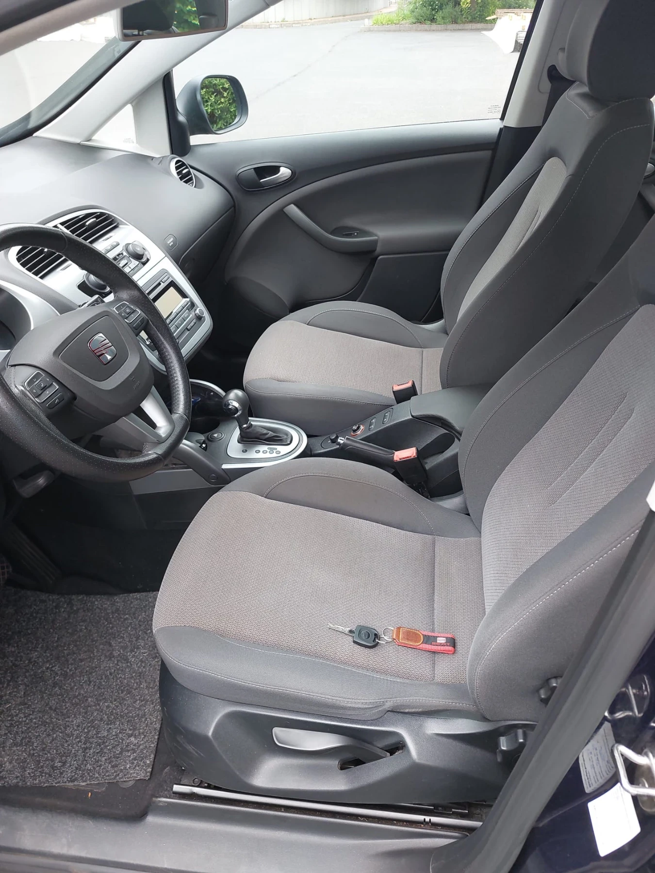 Seat Altea XL, снимка 4 - Автомобили и джипове - 55726934