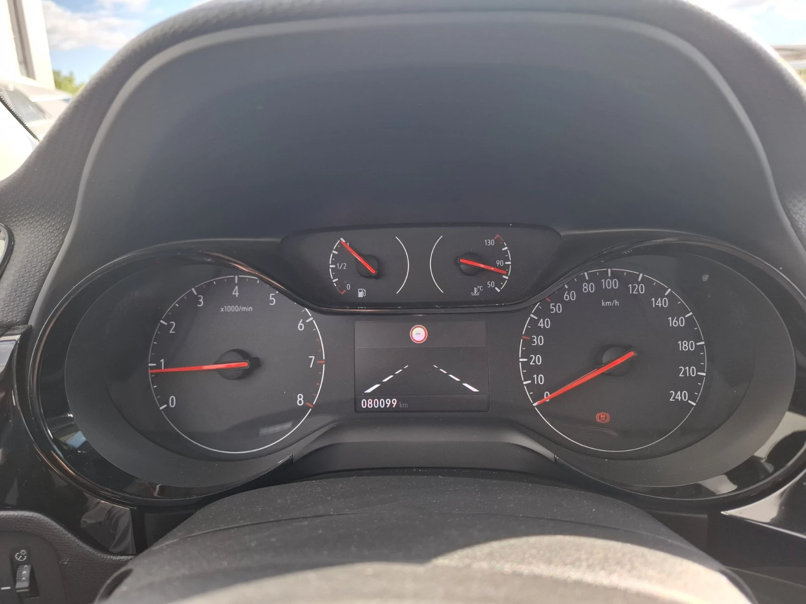 Opel Corsa 1.2 Edition, снимка 10 - Автомобили и джипове - 56111436