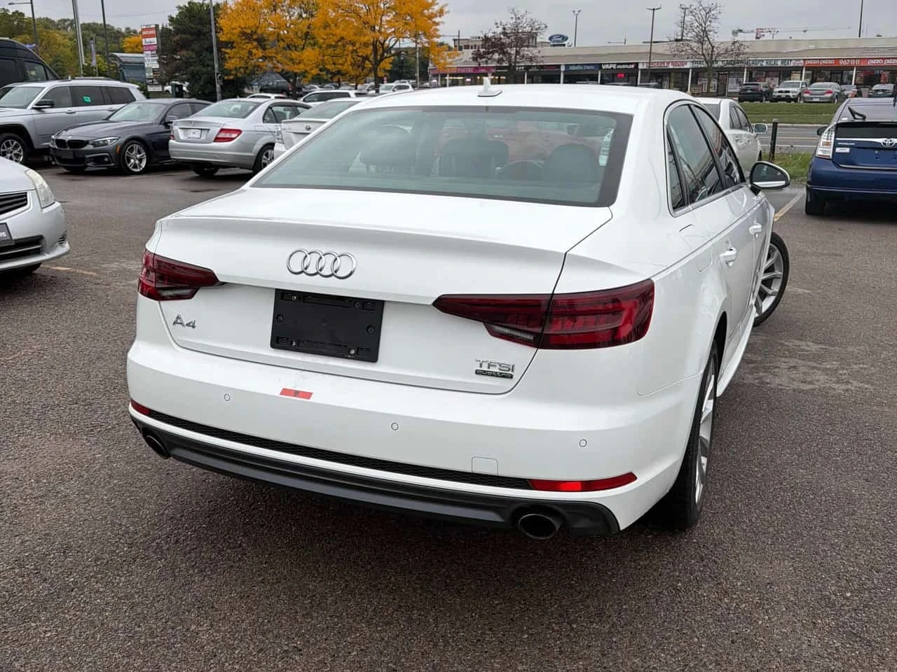 Audi A4 * Progressiv * CARFAX * ОПЦИЯ ЗА ФИНАНСИРАНЕ * , снимка 4 - Автомобили и джипове - 56322932