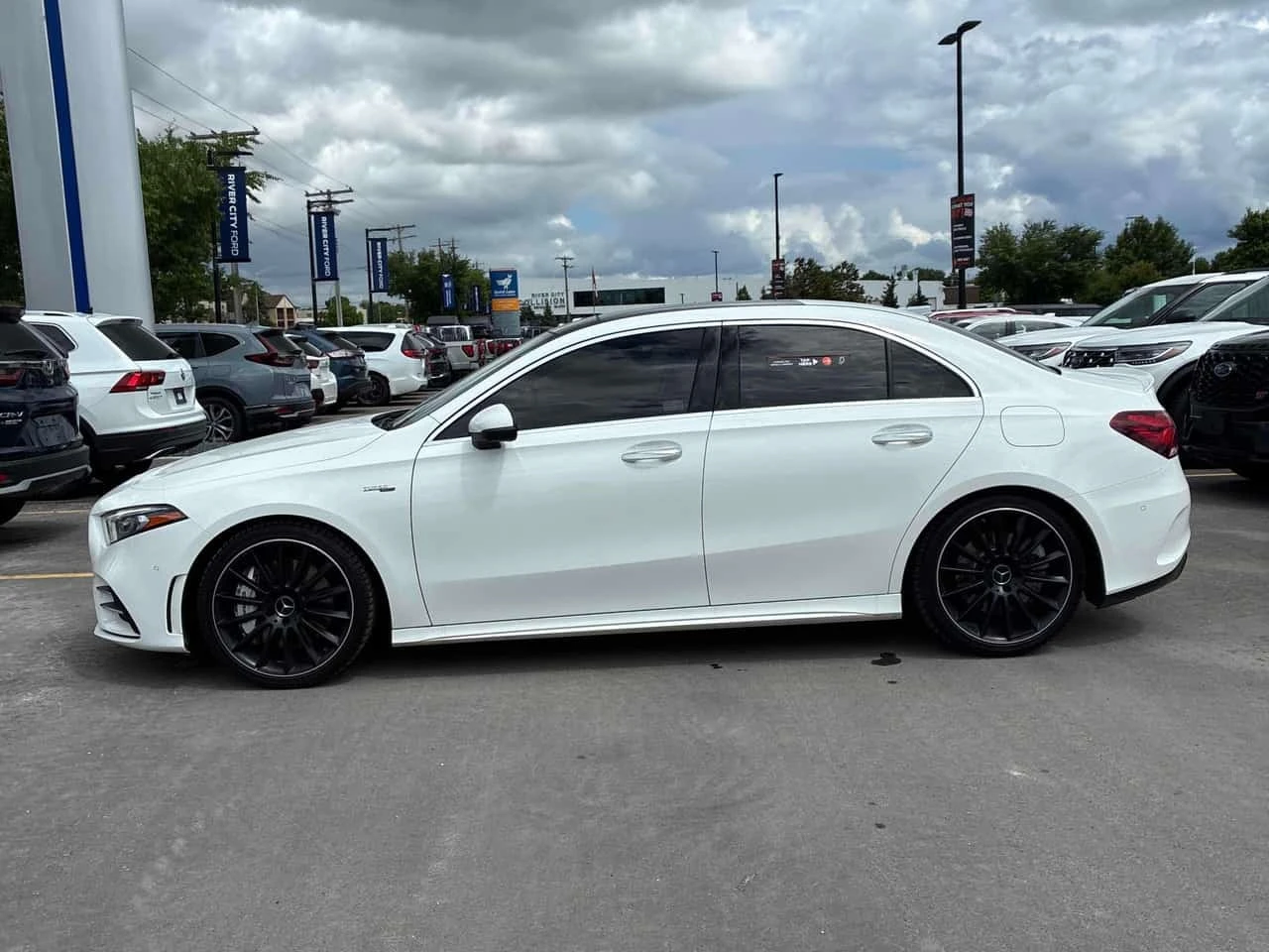 Mercedes-Benz A 35 * AMG * CARFAX * ����� �� ����������� | Mobile.bg � ����������� 2