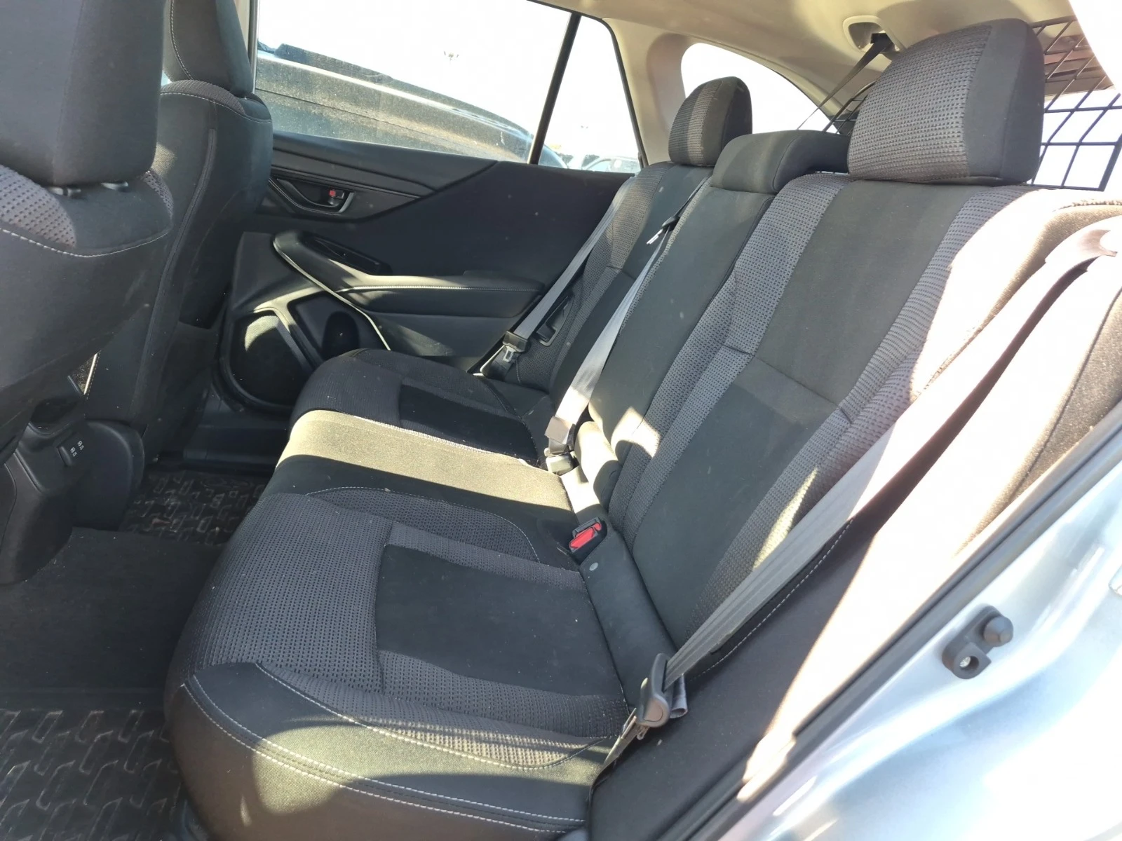 Subaru Outback AWD* Подгрев* Камера, снимка 8 - Автомобили и джипове - 56469168