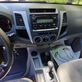 Toyota Hilux 3.0* D-4D* AVTOMAT* KLIMA*  | Mobile.bg — малка снимка 12