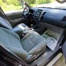Toyota Hilux 3.0* D-4D* AVTOMAT* KLIMA*  | Mobile.bg — малка снимка 13