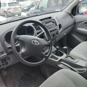 Toyota Hilux 3.0* D-4D* AVTOMAT* KLIMA* , снимка 9