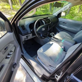 Toyota Hilux 3.0* D-4D* AVTOMAT* KLIMA*  | Mobile.bg — малка снимка 9