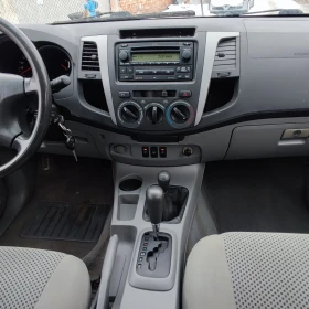 Toyota Hilux 3.0* D-4D* AVTOMAT* KLIMA* , снимка 12